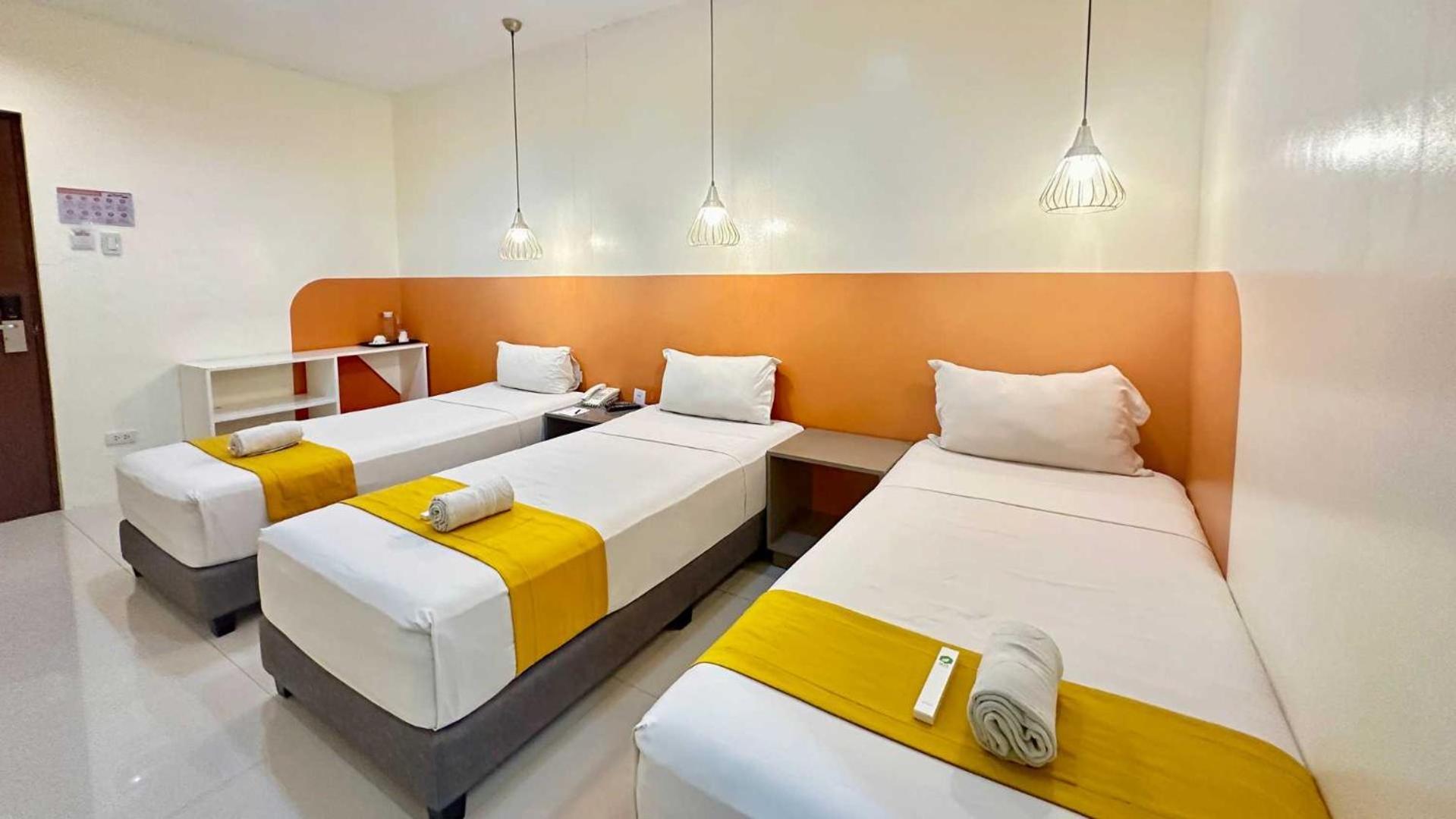 Travelbee Capitol Inn سيبو المظهر الخارجي الصورة